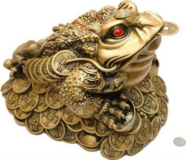 Денежная лягушка привлекает деньги