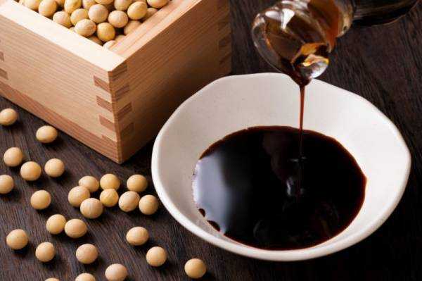 Соевый соус: польза и вред, полезные свойства для женщин