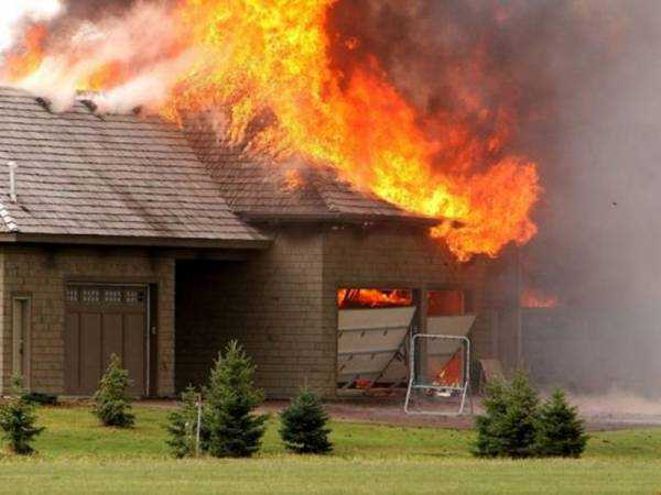 К чему снится пожар в чужом доме? Сонник про пожар в чужом доме, дым, пламя, пепелище