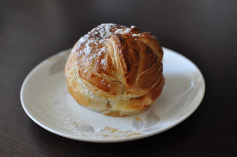 Печеные яблоки в духовке: польза и вред для организма