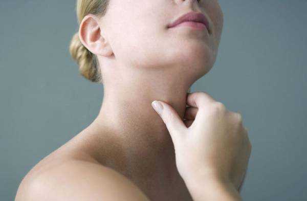 Как полоскать горло мирамистином взрослым и детям, показания к применению антисептического средства