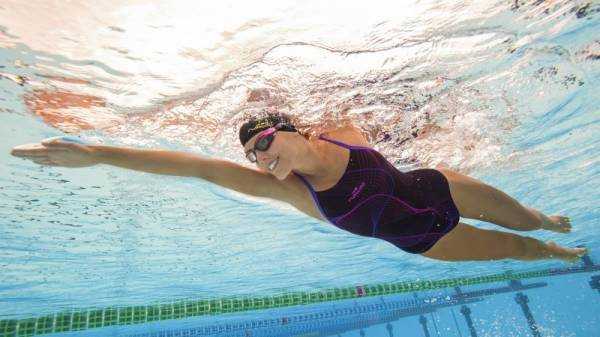 Сонник: плавать, плавание – к чему снится