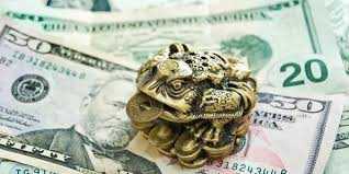 Разные символы денег, любви и удачи и их использование в повседневной жизни