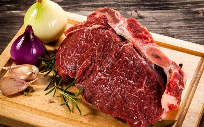 Сонник сырое мясо − к чему снится