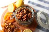 Чем полезна курага (сушеный абрикос) для организма человека: для женщин и мужчин