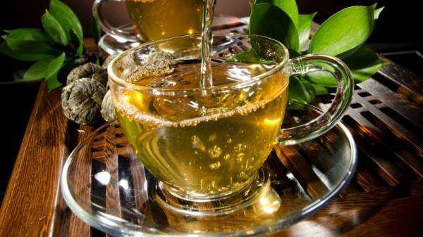 Липовый чай: полезные свойства и противопоказания