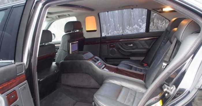 Автомобиль для босса: BMW L7 E38 с роскошной начинкой и крутым функционалом