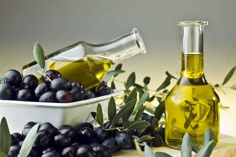 Оливковое масло (Olive Oil): полезные свойства и противопоказания