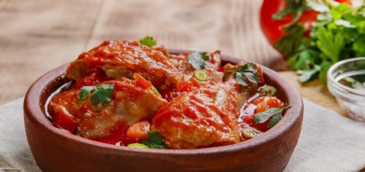 Одно из вкуснейших блюд грузинской кухни — Чахохбили