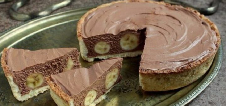 Вкусный торт с бананами и шоколадным муссом — сплошное наслаждение!