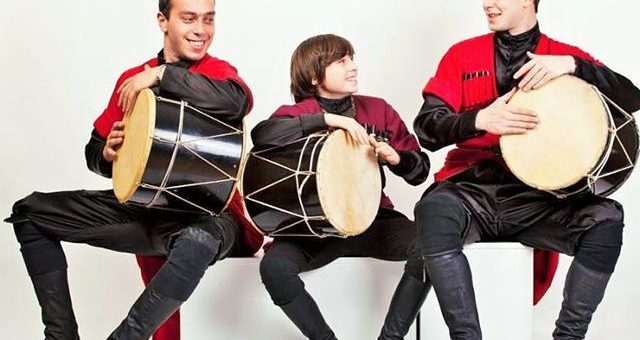 Грузинская барышня Манана придумала такое, чтобы сдать экзамен преподавателю!