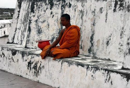 Мантры тибетских монахов