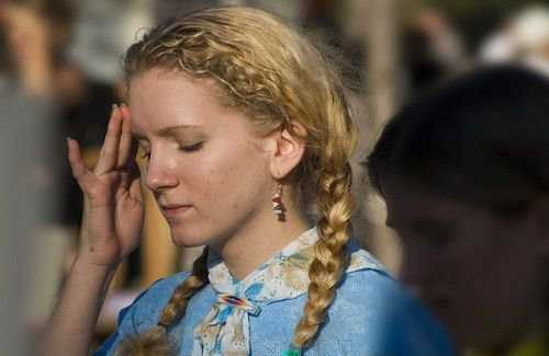 Проверенные заговоры, помогающие справиться с головной болью