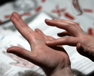 О мудрости человека можно узнать по холму Сатурна на ладони