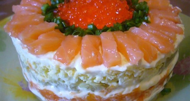 10 самых вкусных новогодних салатов - составь свое праздничное меню!