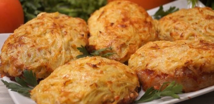 Мясо под шубой «Отказаться Невозможно» - сытное и просто приготовить!