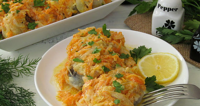 Рыба под сметанным маринадом