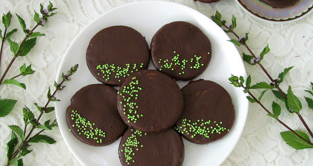 Мятное печенье в шоколаде (Mint cookies in chocolate)