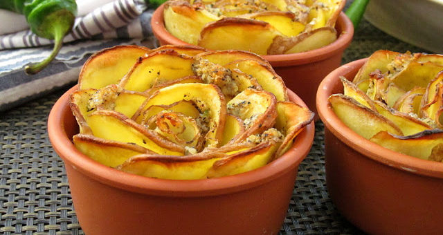 Запеченный картофель "Лепестки"