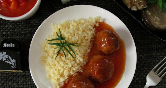 Фрикадельки в кисло-сладком соусе (китайская кухня)