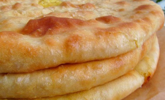Осетинские пироги с картофелем и сыром. Картофджин.