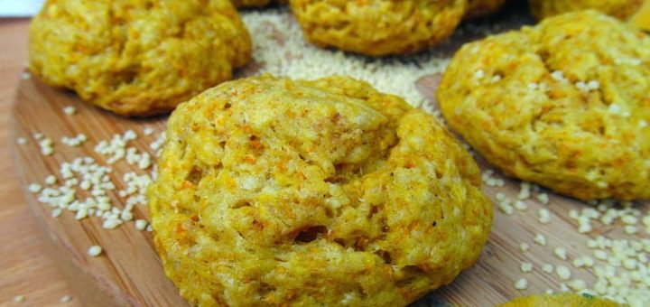 Тыквенно-чесночное печенье с кус-кусом