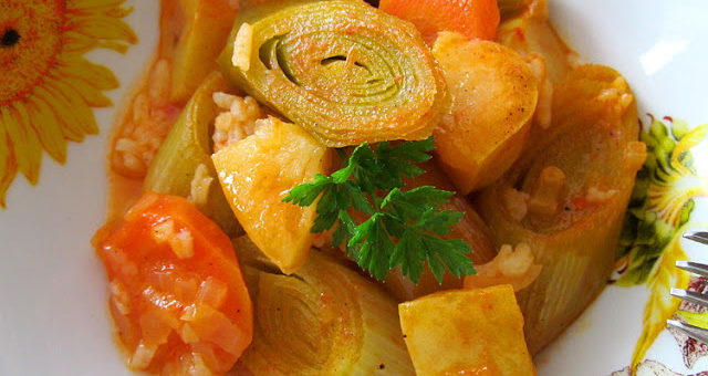 Лук-порей тушеный с айвой (AYVALI ZEYTİNYAĞLI PIRASA)