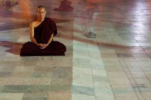 Мантры для медитации в роли личного психолога