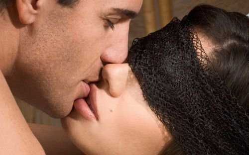 Заговоры на сексуальные и любовные отношения