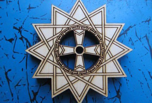 Удивительный амулет со звездой эрцгаммы подарит удачу