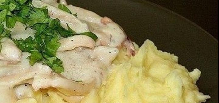 Нежный кальмар в сметанном соусе