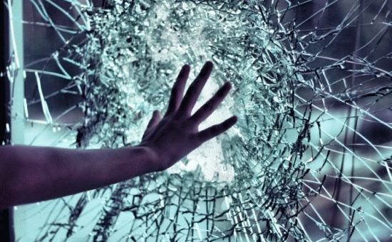К чему снится разбитое стекло?
