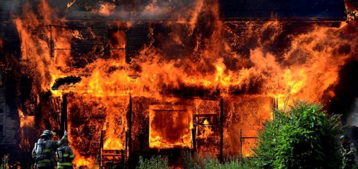 К чему снится пожар во сне для женщин по сонникам