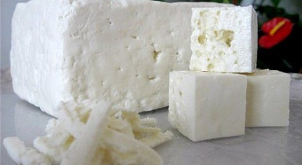 Домашняя брынза - такая вкусная, что даже дети просят добавки!