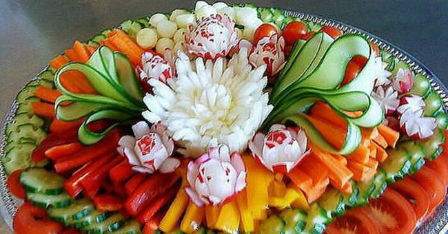 Как красиво оформить мясную, рыбную и фруктовую нарезки - 25+ чудесных идей!