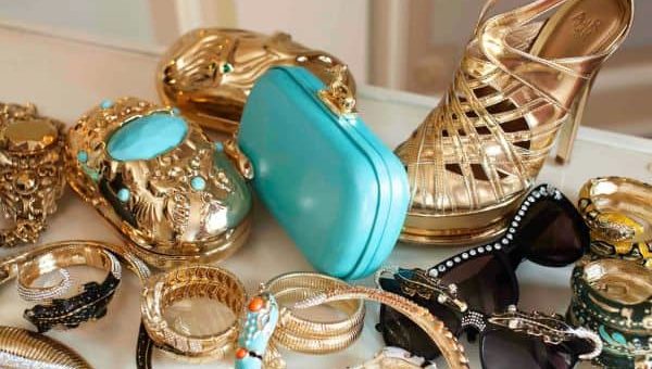 К чему снятся украшения по сонникам Миллера, Гришиной