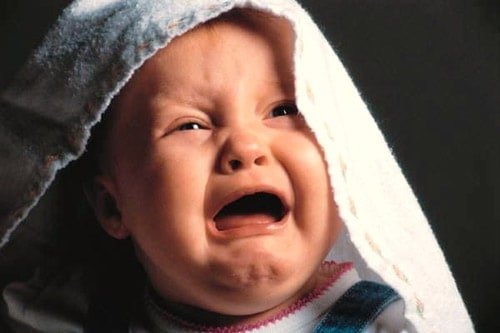 Как снять сглаз с ребенка - простые обряды в домашних условиях