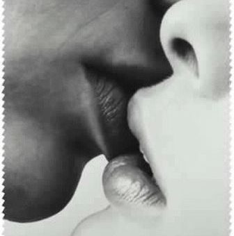 Сонник: целоваться с мужчиной в губы