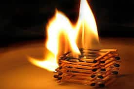 К чему снится пожар в квартире по сонникам Миллера, Фрейда, Лоффа, Цветкова