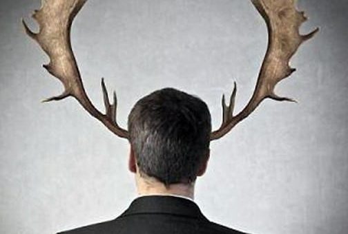 К чему снится измена во сне по сонникам Миллера, Фрейда, Медеи