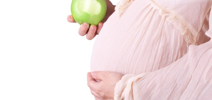 К чему снится видеть себя беременной по сонникам