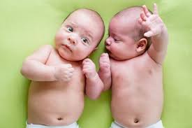 К чему снятся новорожденные дети по сонникам Миллера, Цветкова