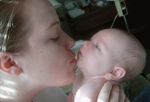 Что значит принимать роды во сне?