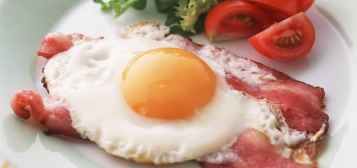 К чему снится яичница по сонникам и общим толкованиям значений