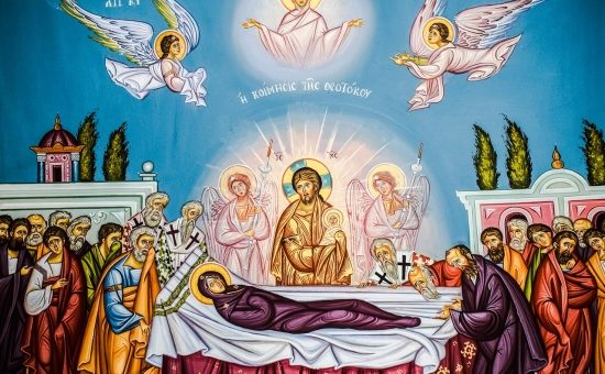 Успение Богородицы 2018: какого числа, что можно и нельзя делать, приметы, обычаи