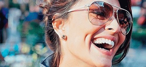 К чему снится смеяться во сне?