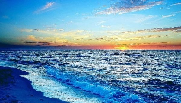 К чему снится море по сонникам Миллера, Цветкова