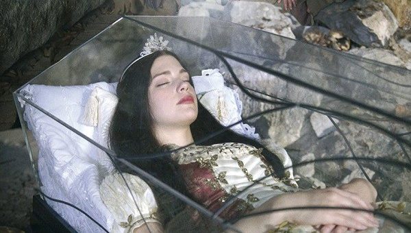 К чему снится видеть себя в гробу по сонникам Миллера, Лоффа