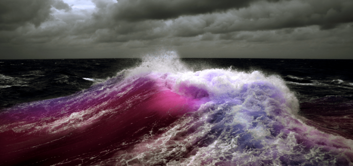 К чему снится море с волнами по известным сонникам