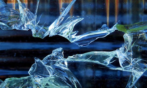 К чему снится стекло, толкования из разных сонников